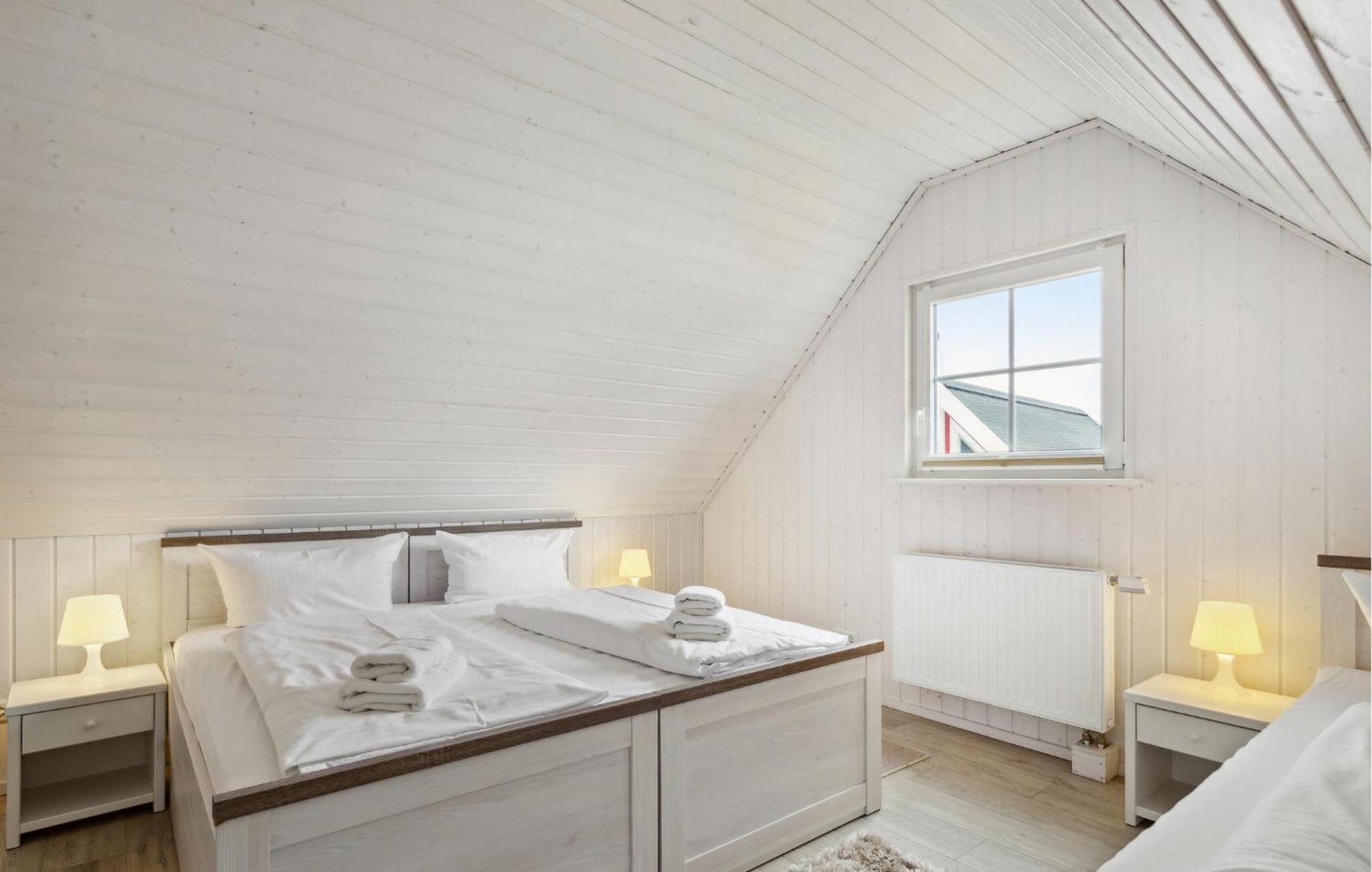 Beautiful Home In Zerpenschleuse With Wifi Exterior foto